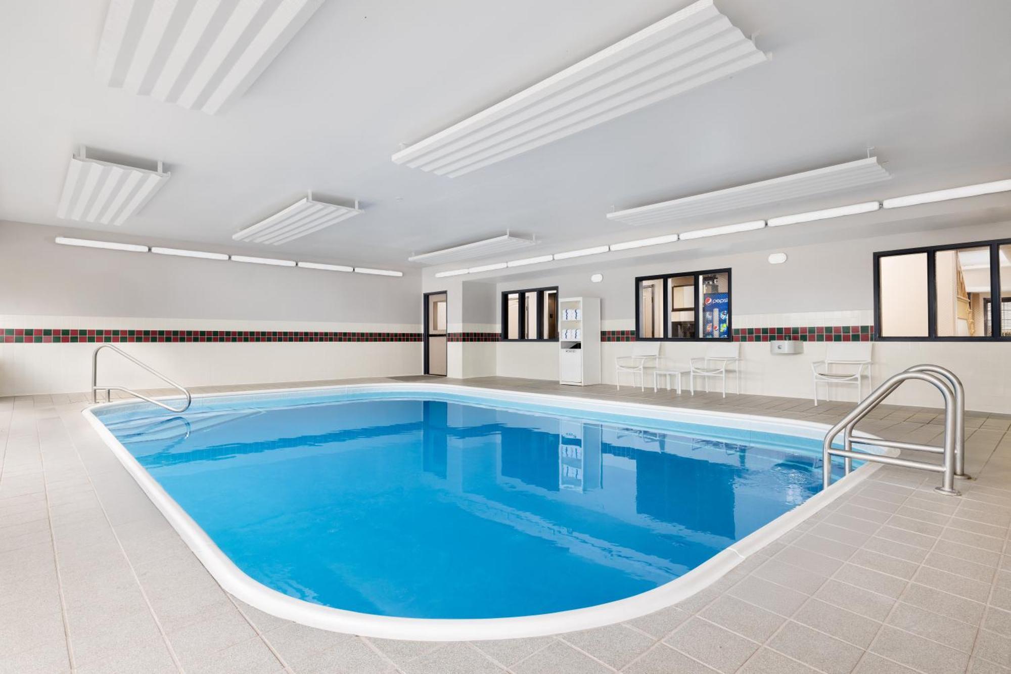 Country Inn & Suites By Radisson, Springfield, Oh Εξωτερικό φωτογραφία